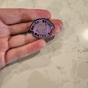 Mental Health Matters‎ Enamel Pin Purple Brain Rainbow Lettering Awareness